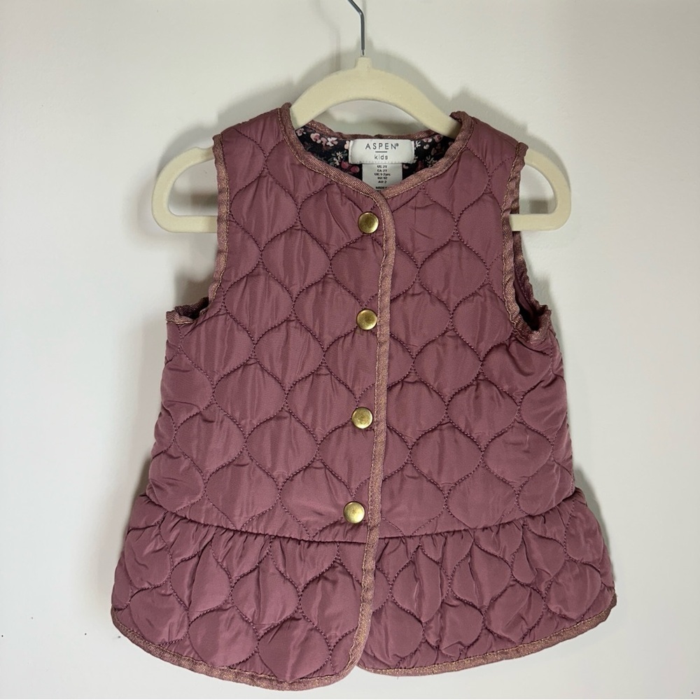 Aspen Kids Pink Puffer Quilted Vest with Ruffle Hem Sz 2T